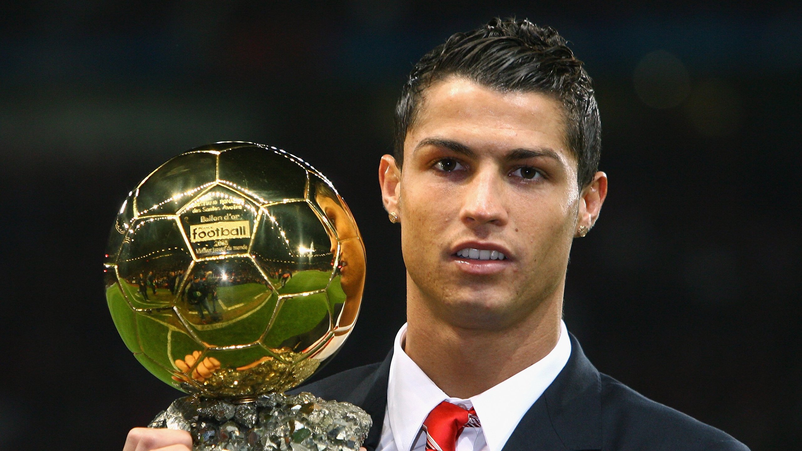 王牌队球队精神面貌焕然一新,王牌队队呼