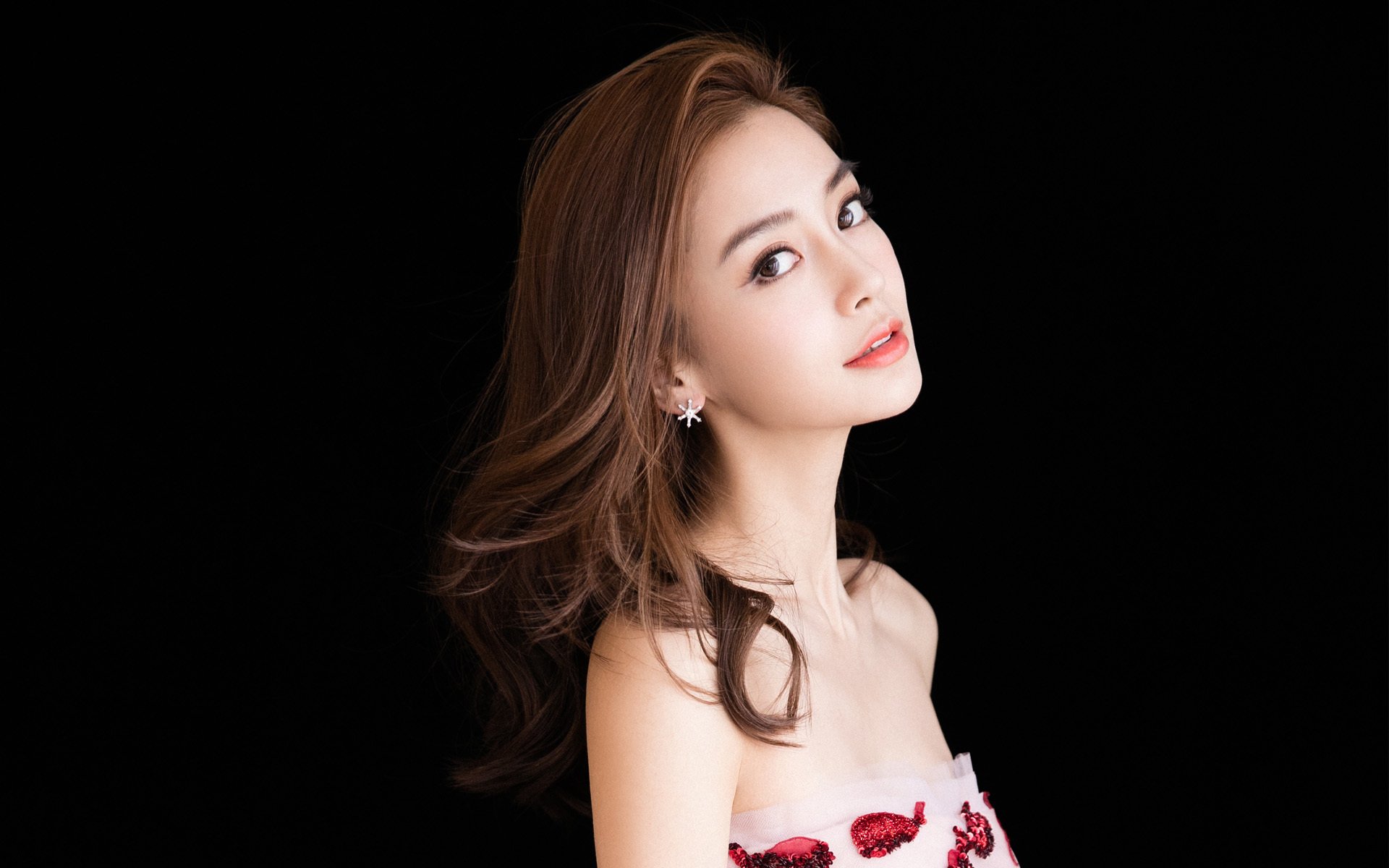 开云官方-英超球队基于GPS数据制定个性化体能恢复方案，英超体能测试